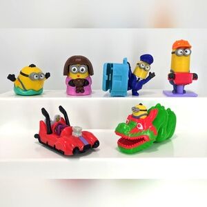 2022 McDonald's Minions toys lot (6)